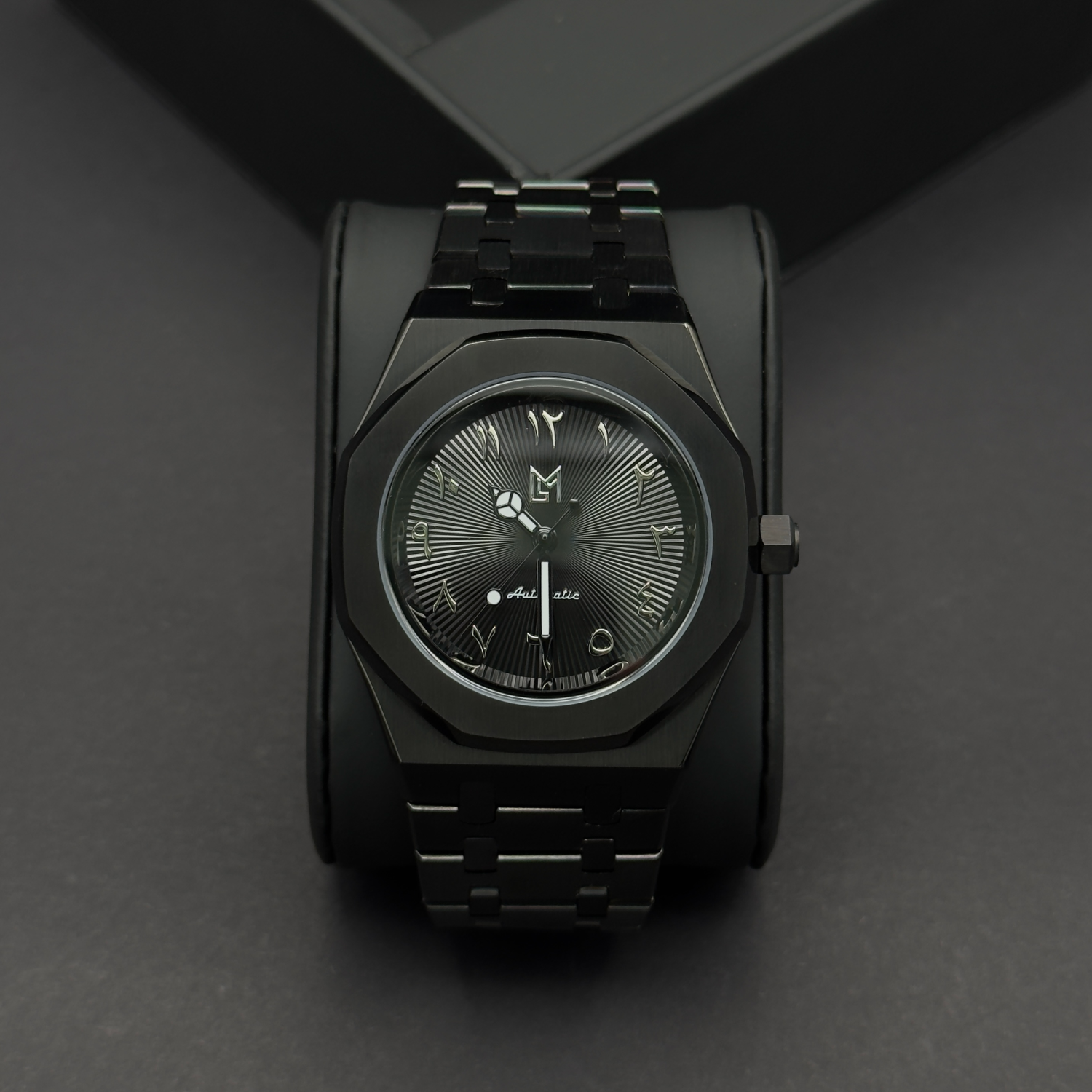 Mod Royal Black Arabic