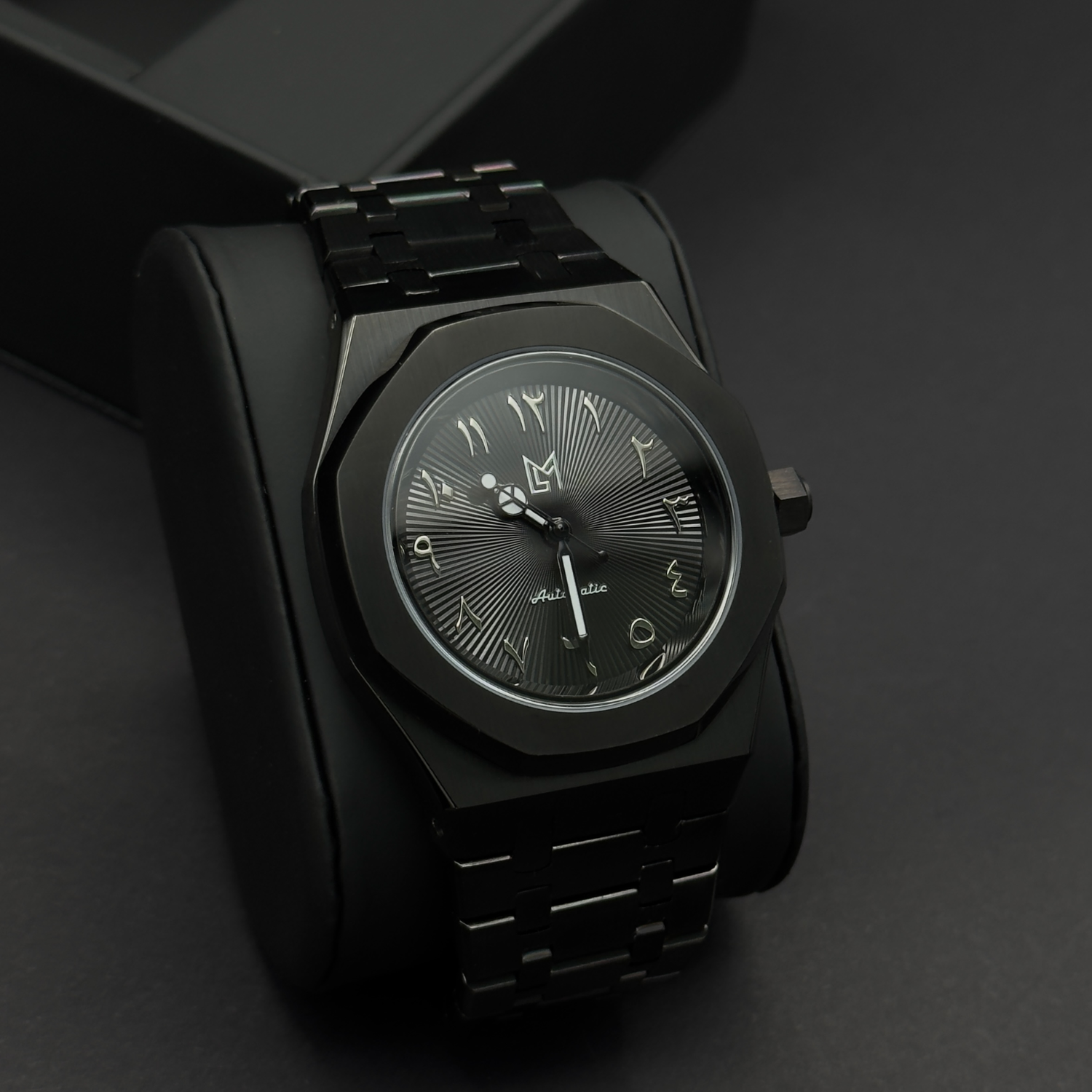 Mod Royal Black Arabic